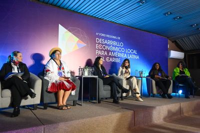 Mesa 3. Autonomía Económica y Empoderamiento de las Mujeres, del 4to Foro Regional de Desarrollo Económico Local para América Latina y el Caribe en Montevideo